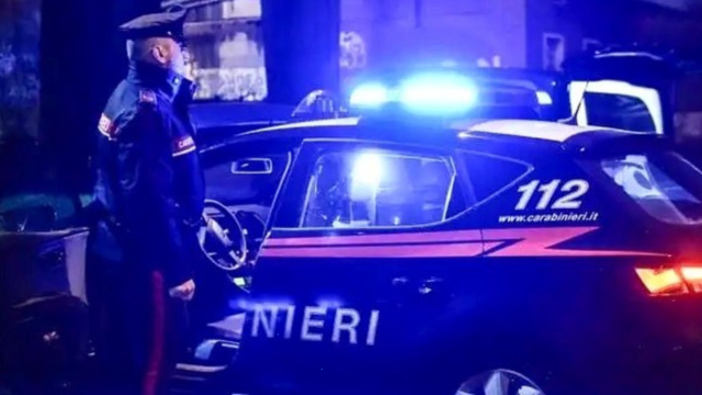 carabinieri pattuglia notte