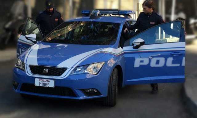 agenti della polizia