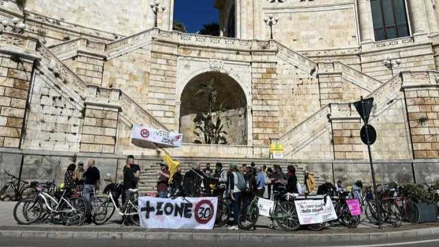 Protesta Codice Della Strada