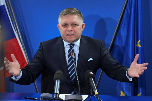 Attacco contro il premier slovacco Fico: ferito a colpi di pistola, è gravissimo