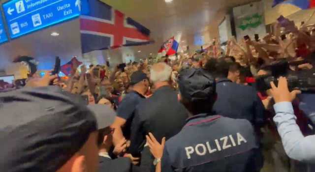 Ranieri Accolto Dalla Foll