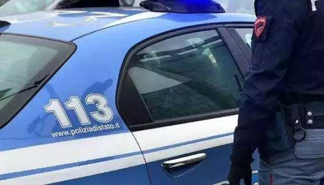 Dorgali, aggredisce la compagna e tenta di strangolarla: arrestato