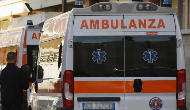 AMBULANZA YOUTG