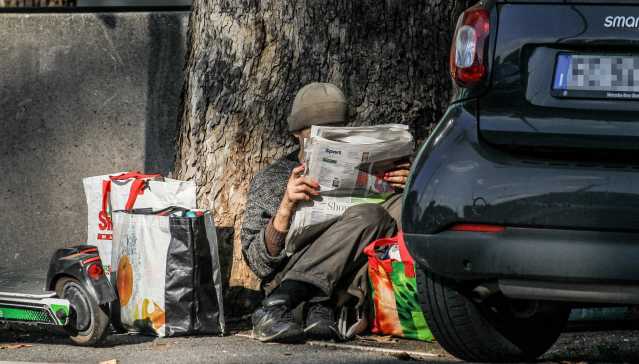 Poveri 3e