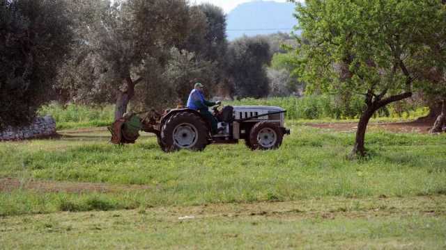 UN TRATTORE