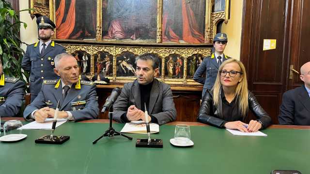 Firma Comune Gdf Contro Evasori Tari