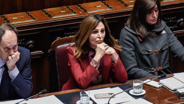 Imagoeconomica 2386845