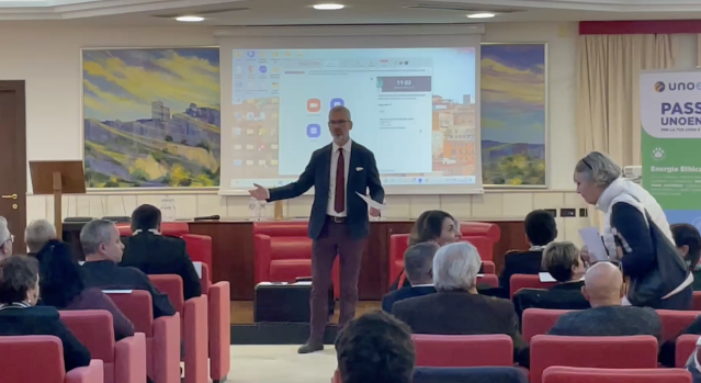 La conferenza 