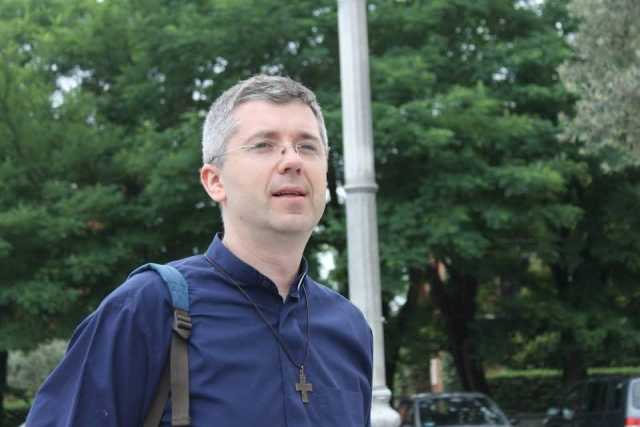 Padre Raffaele 2