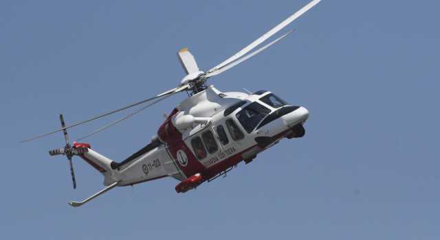 Due giovani fratelli dispersi nel mare di Olbia: ricerche in corso