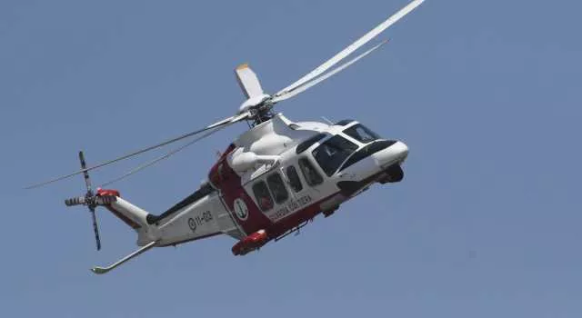Due giovani fratelli dispersi nel mare di Olbia: ricerche in corso
