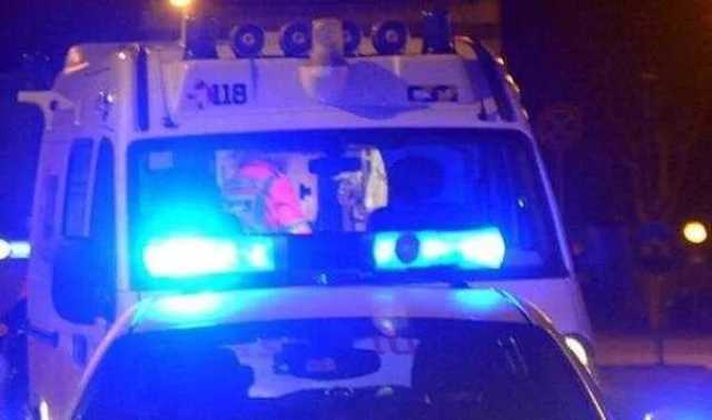 Grave schianto nella notte al Poetto: quattro feriti, una ragazza in codice rosso