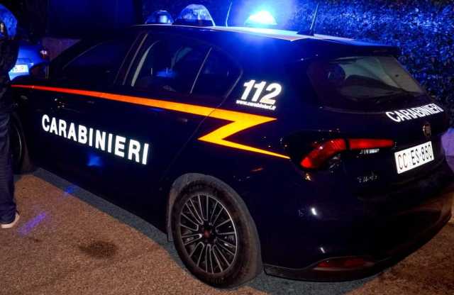 Lato Auto Carabinieri