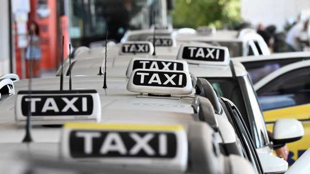 Quartu, arrivano tre nuove licenze per Taxi e Ncc: ipotesi tariffe fisse per aeroporto e ospedali