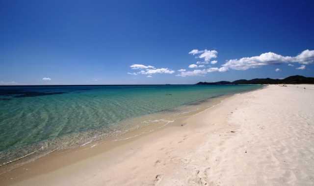 Spiagge a numero chiuso a Muravera, il sindaco: 