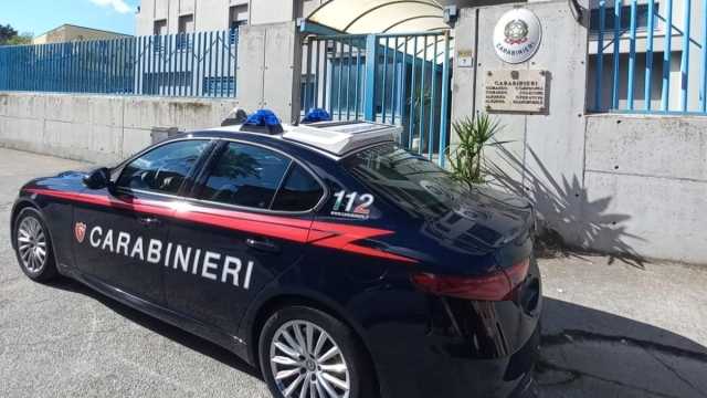 Iglesias, droga in cambio di rapporti sessuali con una minore: 59enne arrestato