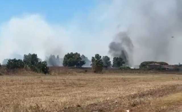 Villasor, grosso incendio nella zona dell'ex zuccherificio (VIDEO)