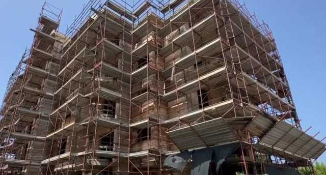 Olbia, un minore cade in un cantiere abbandonato: paura in via Capotesta