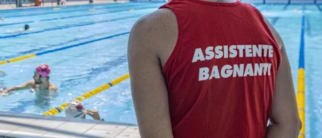 Cinque bambini ricoverati dopo il bagno in piscina, uno in terapia intensiva: 