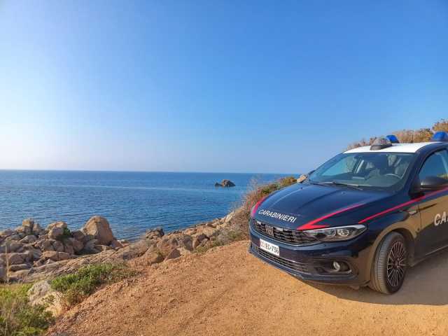 Sbarcati 12 migranti su un isolotto a Capo Spartivento: rintracciati e portati a Monastir