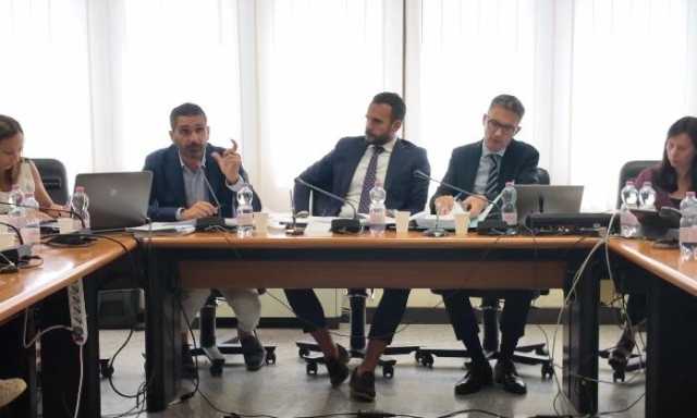 Via libera all'assestamento di bilancio da 800milioni: corsa per l'approvazione in aula