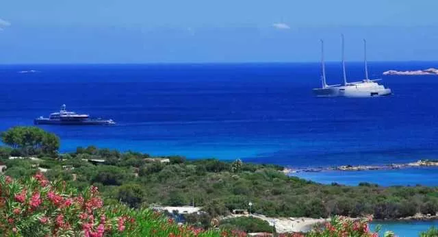 Tragedia a Porto Cervo, muore una 25enne investita da un suv sulle strisce