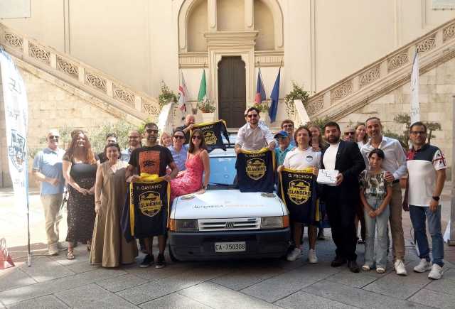 Da Praga al Kazakistan con una Fiat Uno comprata a Iglesias: anche Tdm 2000 di Cagliari al Rally di beneficenza