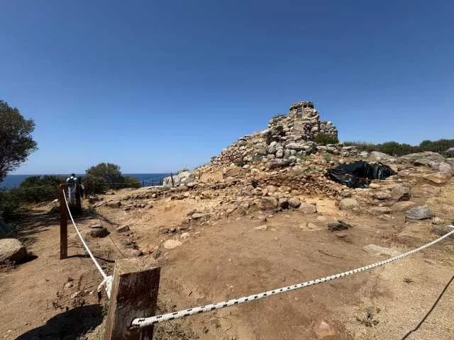 Scavi Al Nuraghe Diana