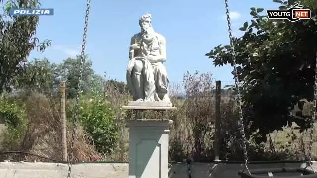 Trenta chili di cocaina nascosti in una statua: il sequestro di droga in Calabria