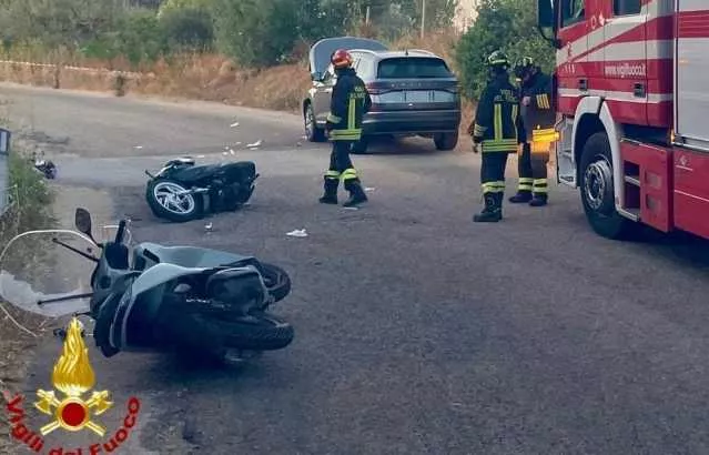 Olbia, scivola dalla moto e viene travolto da un'auto: coinvolti tre mezzi, arriva l'elisoccorso