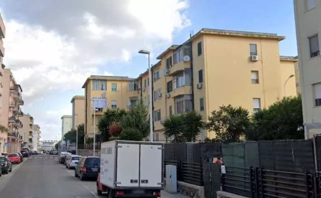 Tentato omicidio a Cagliari, il presunto responsabile si presenta in caserma: 25enne in carcere