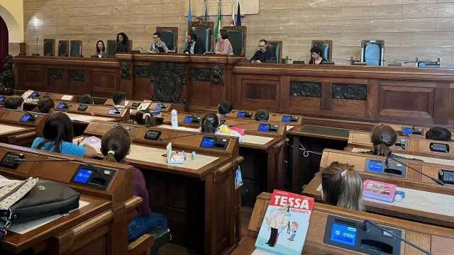 Cagliari, le richieste dei bimbi consiglieri per un giorno: 