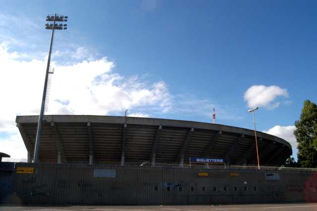 Lecce-Cagliari, le formazioni ufficiali: Palestra e Deiola subito in campo