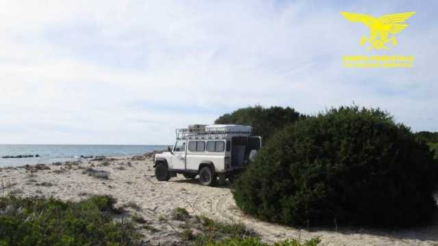 Fuoristrada sulla spiaggia a Siniscola: 4 sanzionati nel litorale