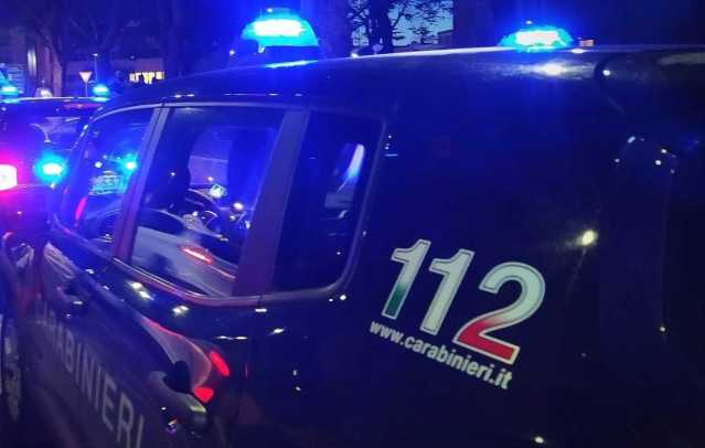 Bologna, giovane di 14 anni accoltellato in un parco: arrestato un quindicenne