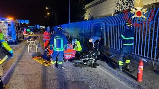 Il tragico schianto in moto in Lombardia: muore un 17enne di origini sarde