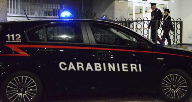 Tentato omicidio a Guspini, accoltella la madre inferma: la donna è in pericolo di vita