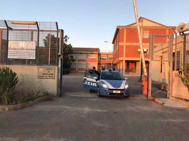Tragedia al largo di Porto Pino: migrante algerino muore durante la traversata