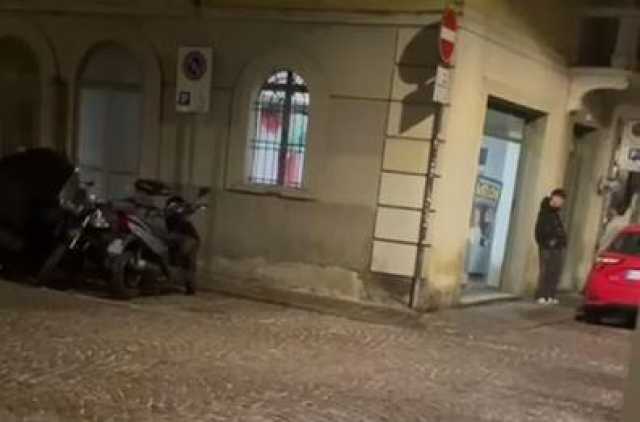 Parma, cori inneggianti al Duce nella sede di Fratelli d'Italia: commissariata la federazione provinciale