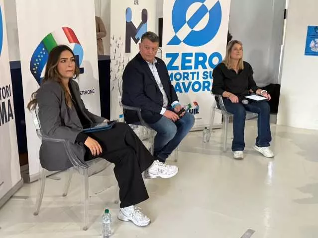 Cagliari, il segretario regionale Uil a confronto con i giovani: 