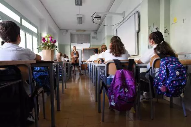 Educazione sessuale vietata fino alle medie: “L'Italia torna al Medioevo”