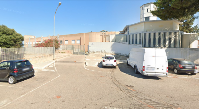 Scuole senza acqua a Cagliari: il Comune chiude le sedi di via Is Maglias e via Codroipo dell’istituto “Azuni”