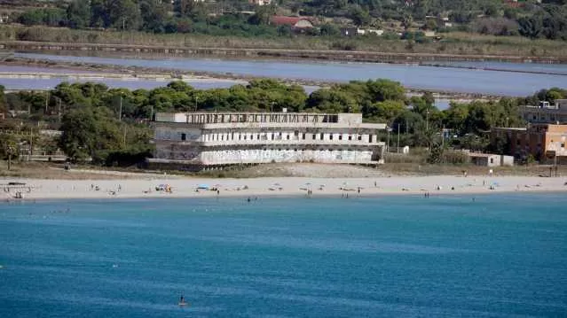 Cagliari, l'ex ospedale Marino diventa un hotel di lusso: via libera alla riqualificazione