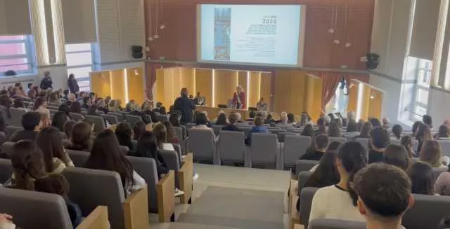 Aula Magna Liceo Dettori Cagliari, inaugurata l'aula magna del Dettori dedicata a Gramsci: