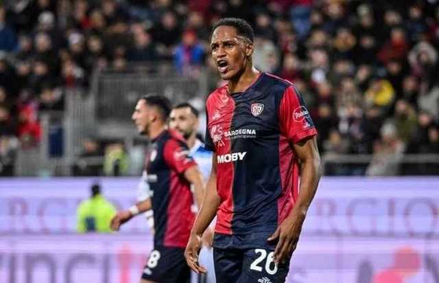 Lazio-Cagliari, Luperto e Mina di nuovo in campo: le formazioni ufficiali