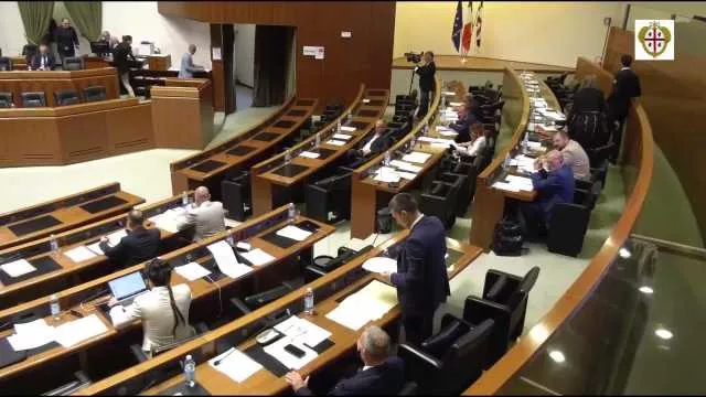 Energia rinnovabile, il Consiglio regionale approva i correttivi alla legge sulle aree idonee