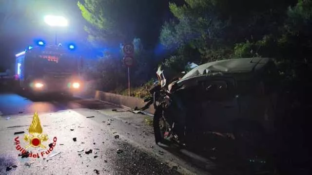 Tragico frontale sulla 130 a Iglesias: due morti, avevano 22 e 51 anni