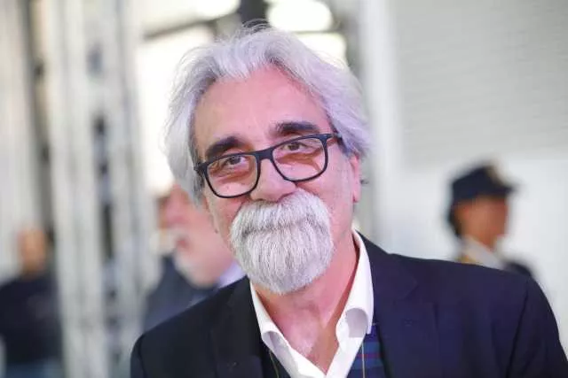È morto Peppe Vessicchio: il celebre direttore d'orchestra aveva 69 anni