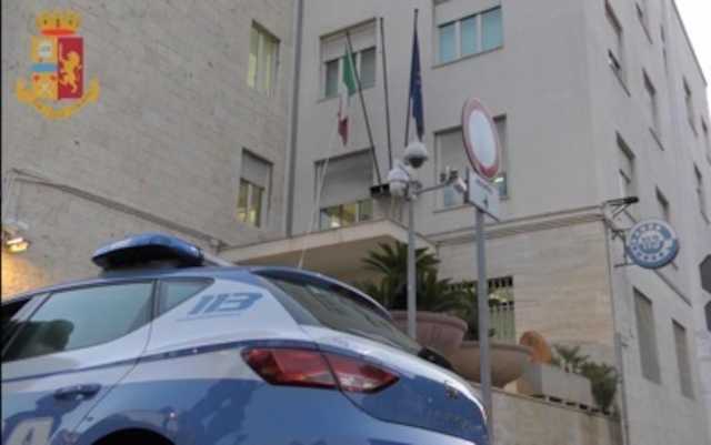 Volante Questura Ca Maxi operazione contro il narcotraffico in Sardegna: sequestro da oltre 2 milioni di euro