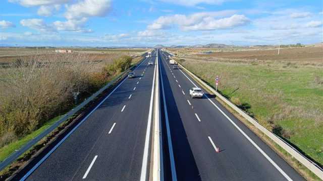 Statale 131, finiti i lavori tra Monastir e Nuraminis: il cantiere continua verso Serrenti